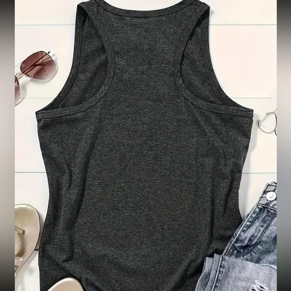 🖤 Mickey inspired tank top! - Picture 3 of 15